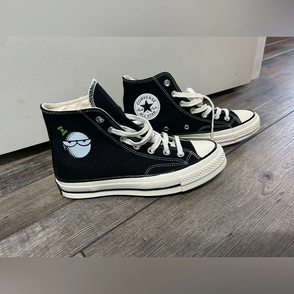 ⛳️ Top Golf Limited Edition Chuck Taylor Hi Top Converse Black & White